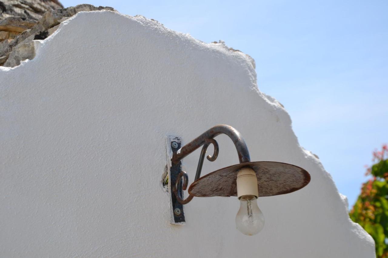 Гостевой дом Trullo Piccola Contrada Локоротондо Экстерьер фото