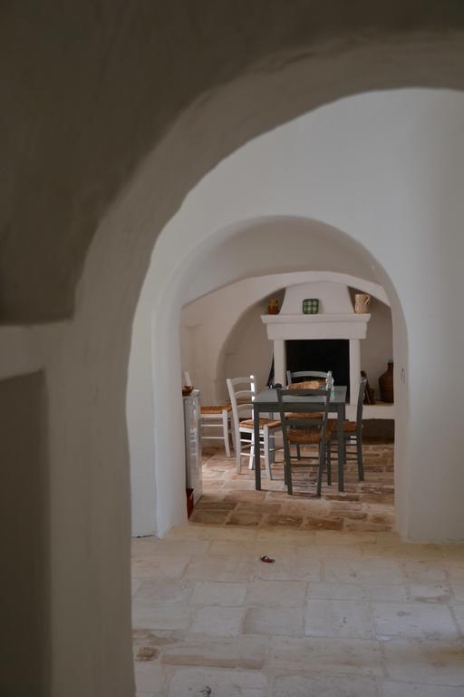 Гостевой дом Trullo Piccola Contrada Локоротондо Экстерьер фото